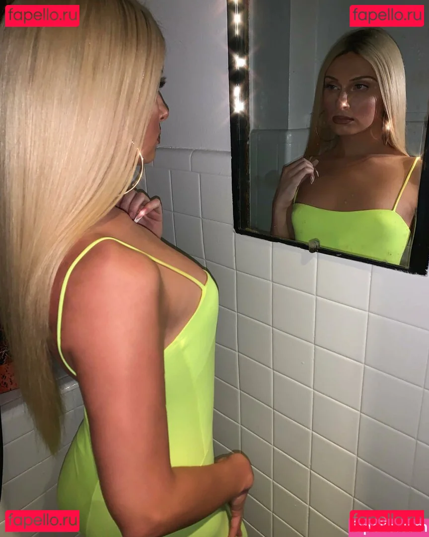 Tsmissmara Onlyfans Photo Gallery 