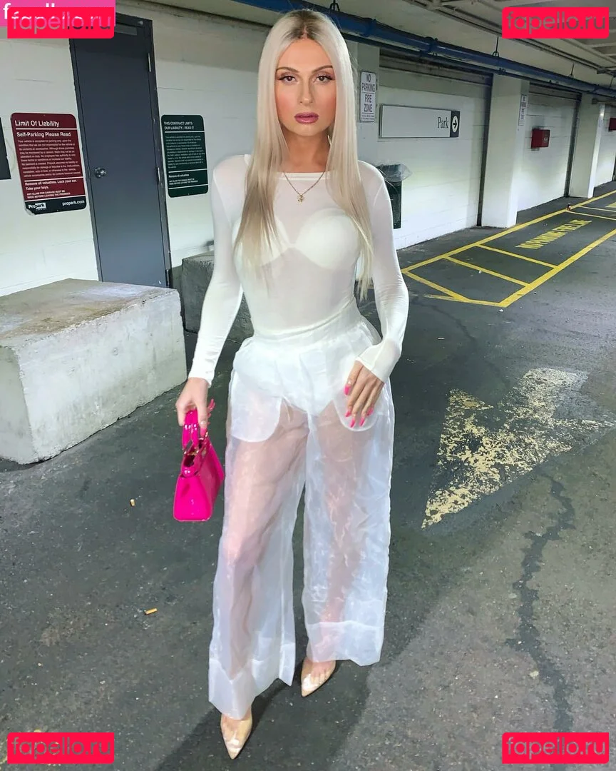 Tsmissmara Onlyfans Photo Gallery 