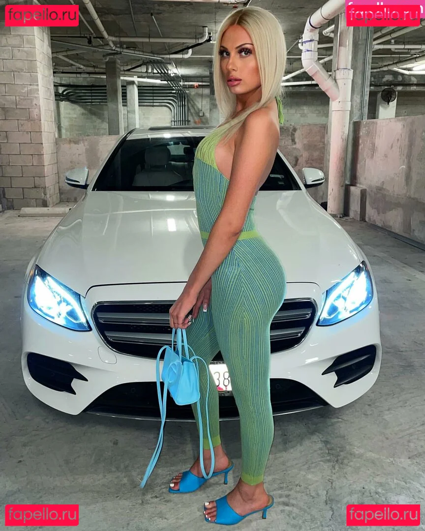 Tsmissmara Onlyfans Photo Gallery 