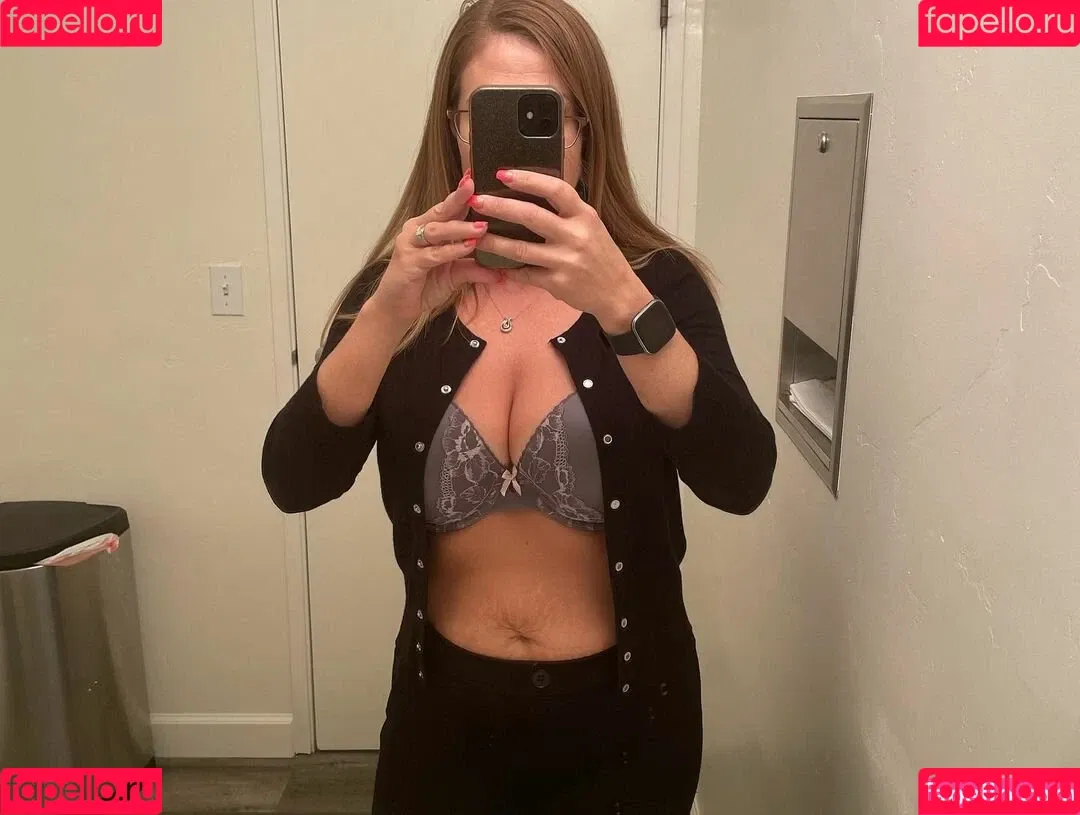 SexyShyStacyVIP Onlyfans Photo Gallery 