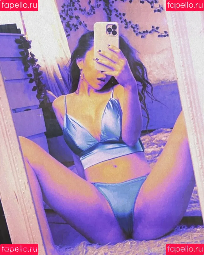 kitryshafree Onlyfans Photo Gallery 