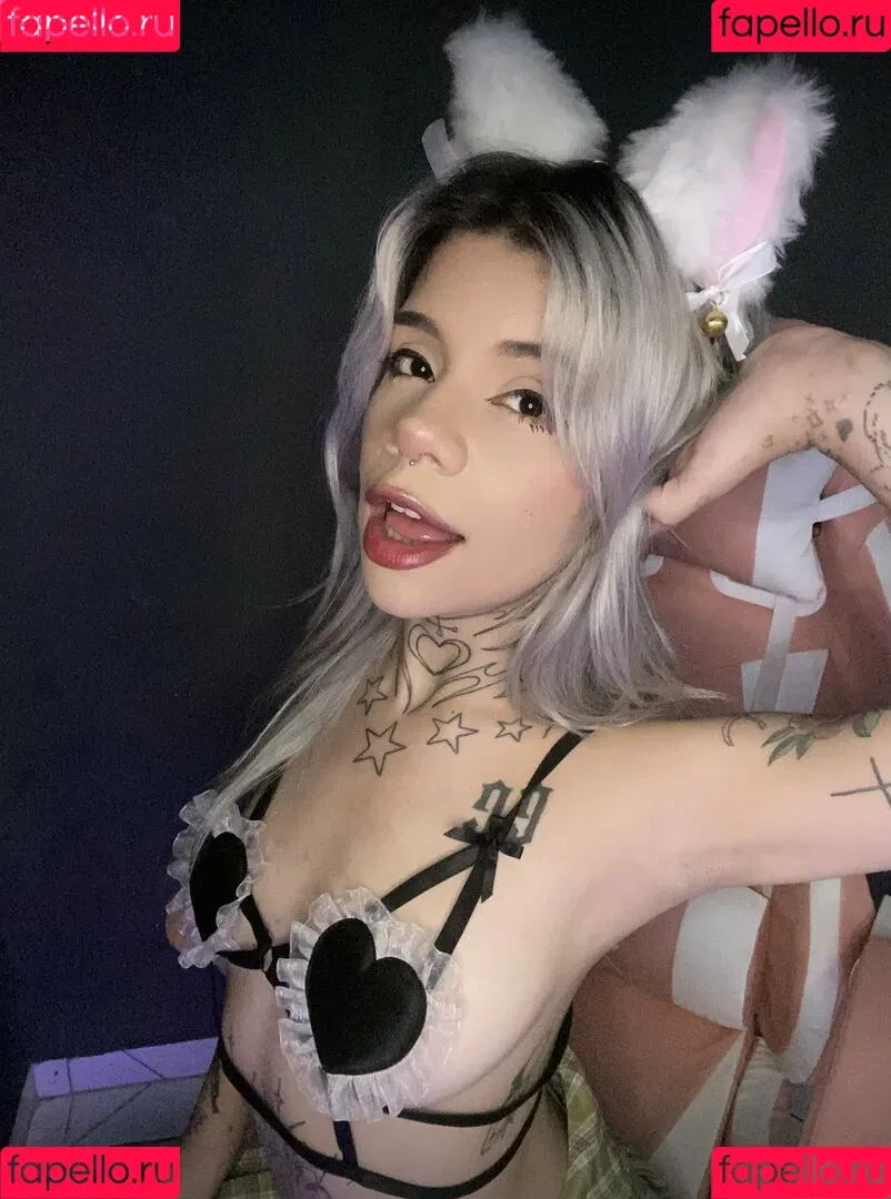 bambis2 Onlyfans Photo Gallery 