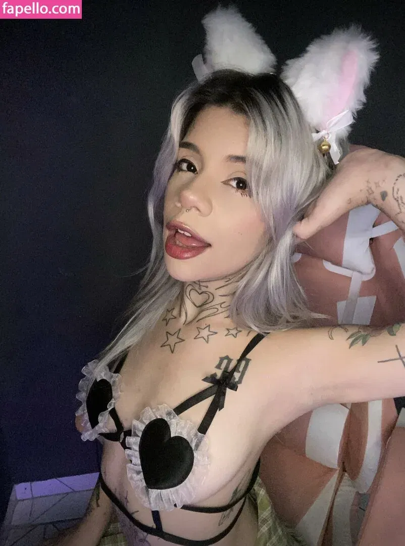 bambis2 Onlyfans Photo Gallery 