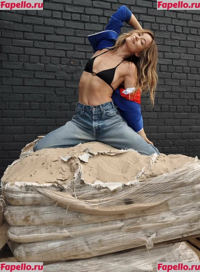 Olivia Wilde Onlyfans Photo Gallery 