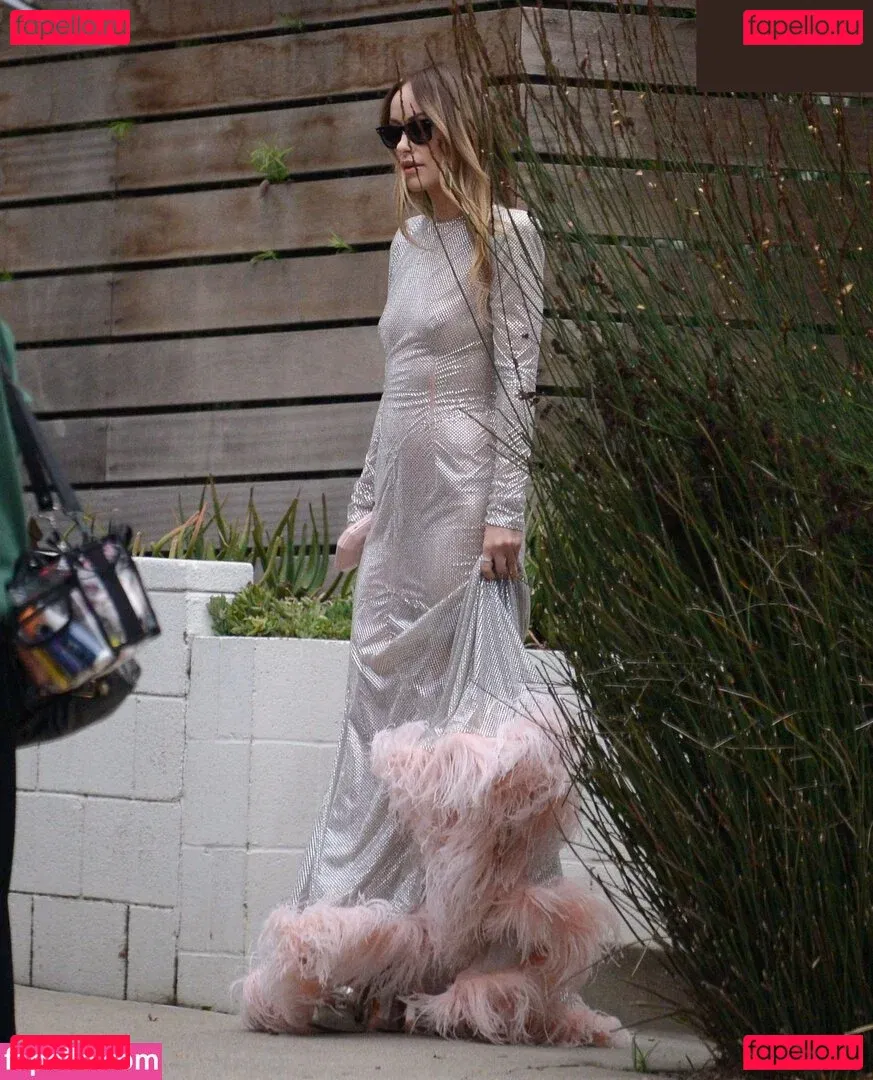 Olivia Wilde Onlyfans Photo Gallery 