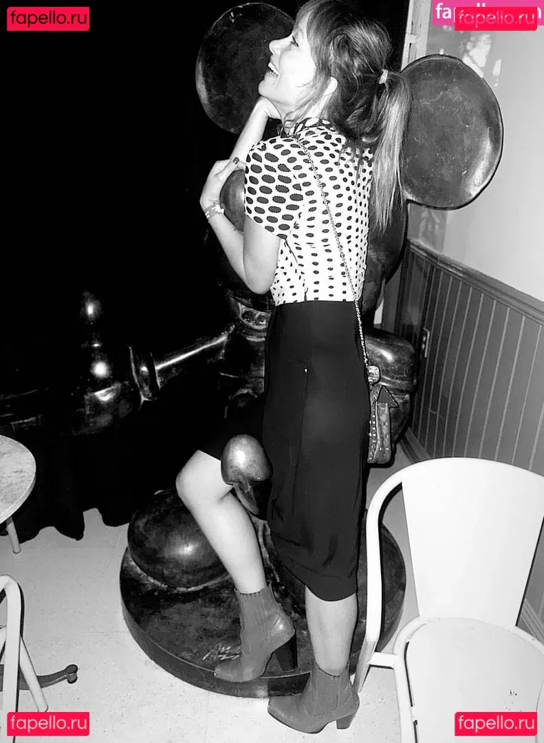 Olivia Wilde Onlyfans Photo Gallery 