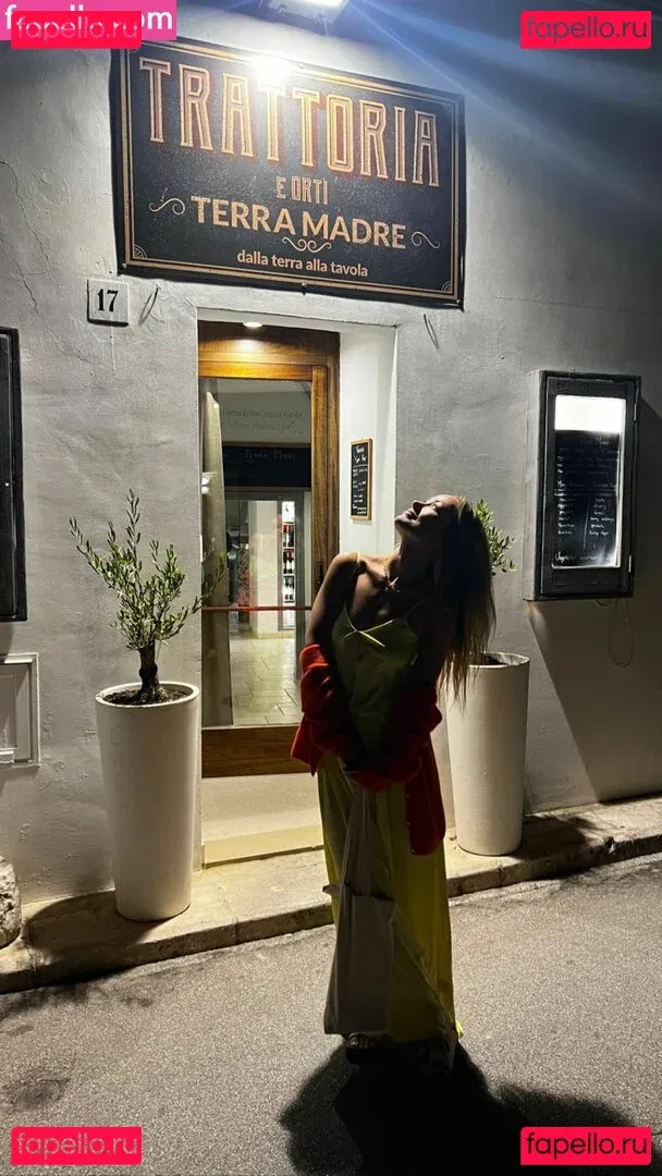 Olivia Wilde Onlyfans Photo Gallery 