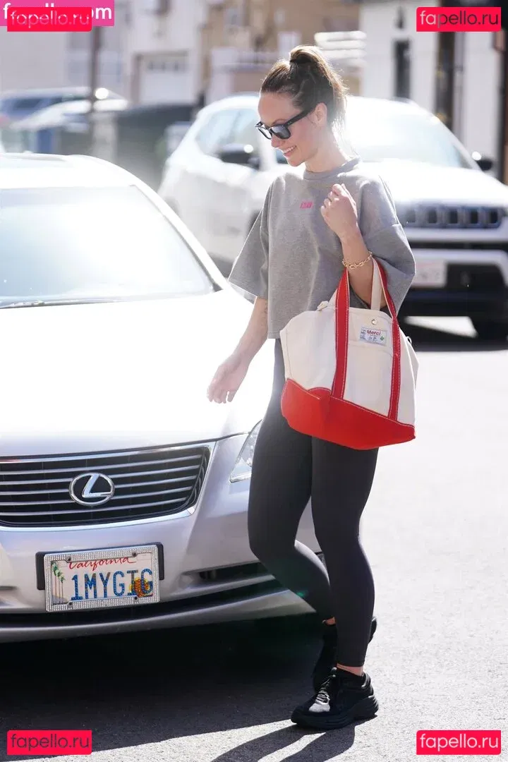 Olivia Wilde Onlyfans Photo Gallery 