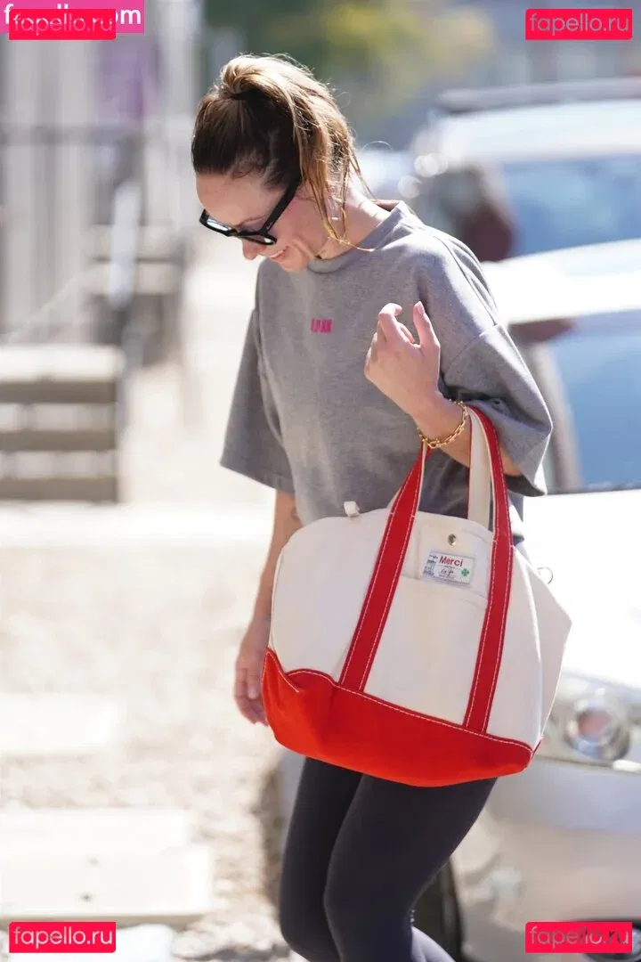 Olivia Wilde Onlyfans Photo Gallery 