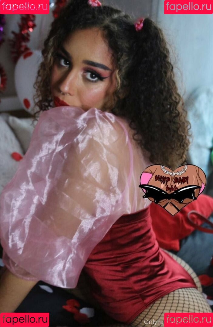 xalexissx Onlyfans Photo Gallery 