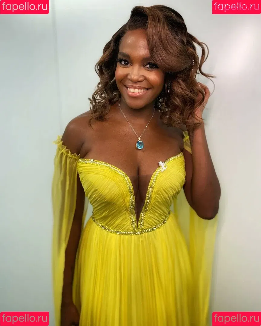 Oti Mabuse Onlyfans Photo Gallery 