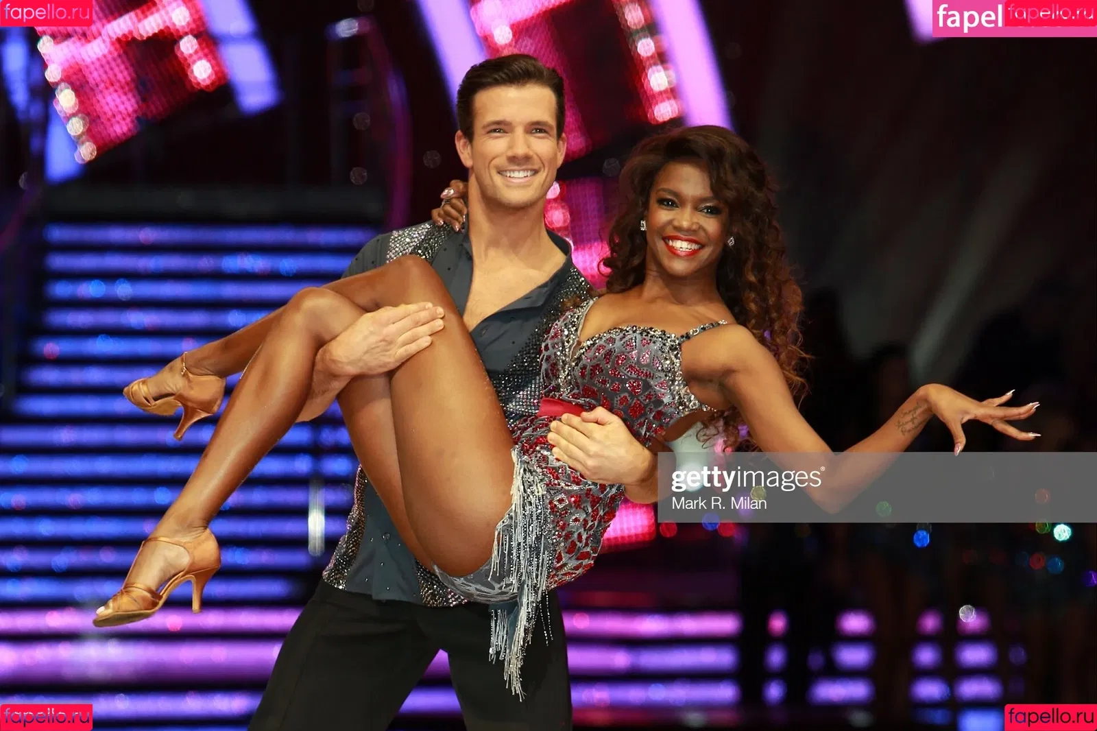 Oti Mabuse Onlyfans Photo Gallery 