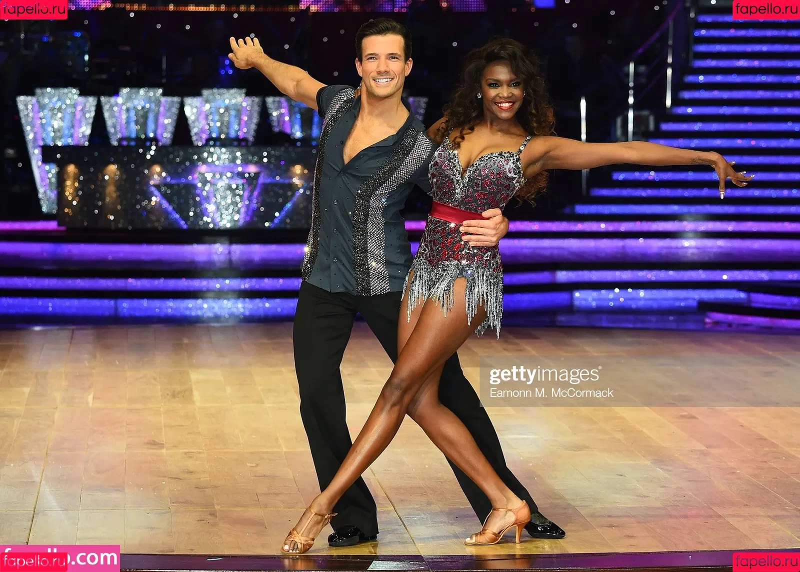Oti Mabuse Onlyfans Photo Gallery 