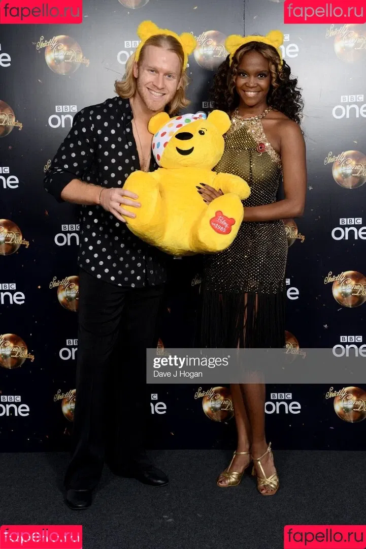 Oti Mabuse Onlyfans Photo Gallery 