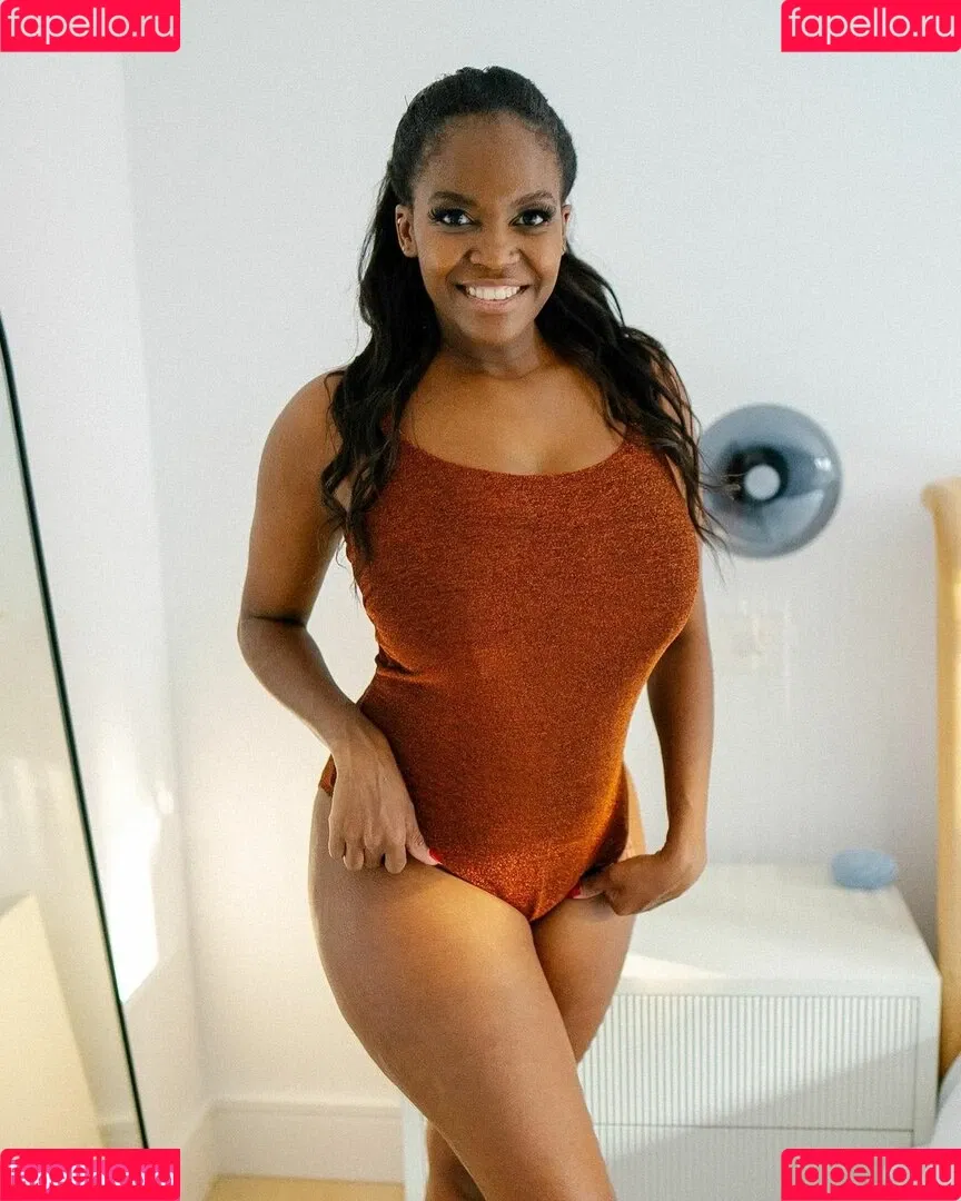 Oti Mabuse Onlyfans Photo Gallery 