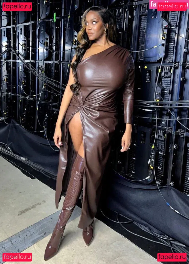 Oti Mabuse Onlyfans Photo Gallery 