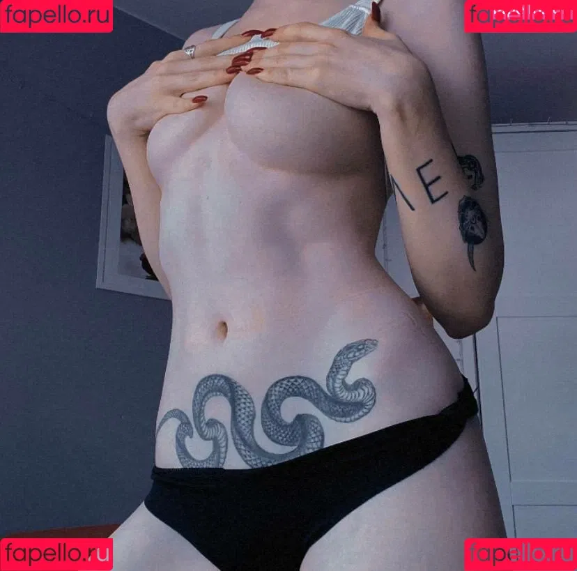 oblachno.grt Onlyfans Photo Gallery 
