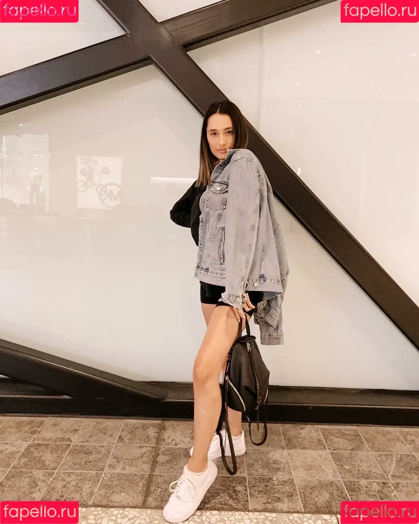 carlieauszler Onlyfans Photo Gallery 