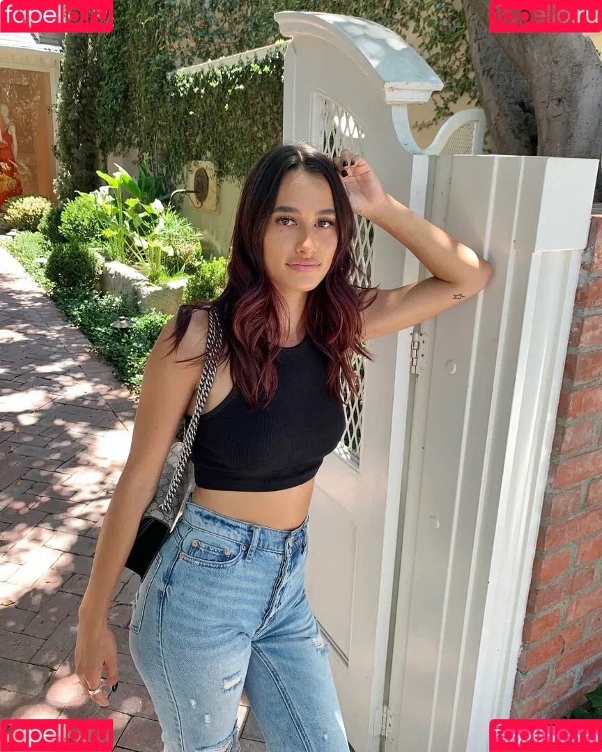 carlieauszler Onlyfans Photo Gallery 