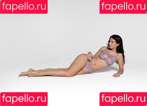 Caroline Podlewski Onlyfans Photo Gallery 