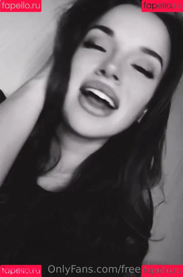 freemelanie Onlyfans Photo Gallery 