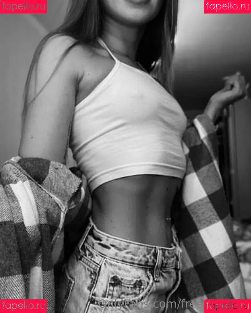 freemelanie Onlyfans Photo Gallery 