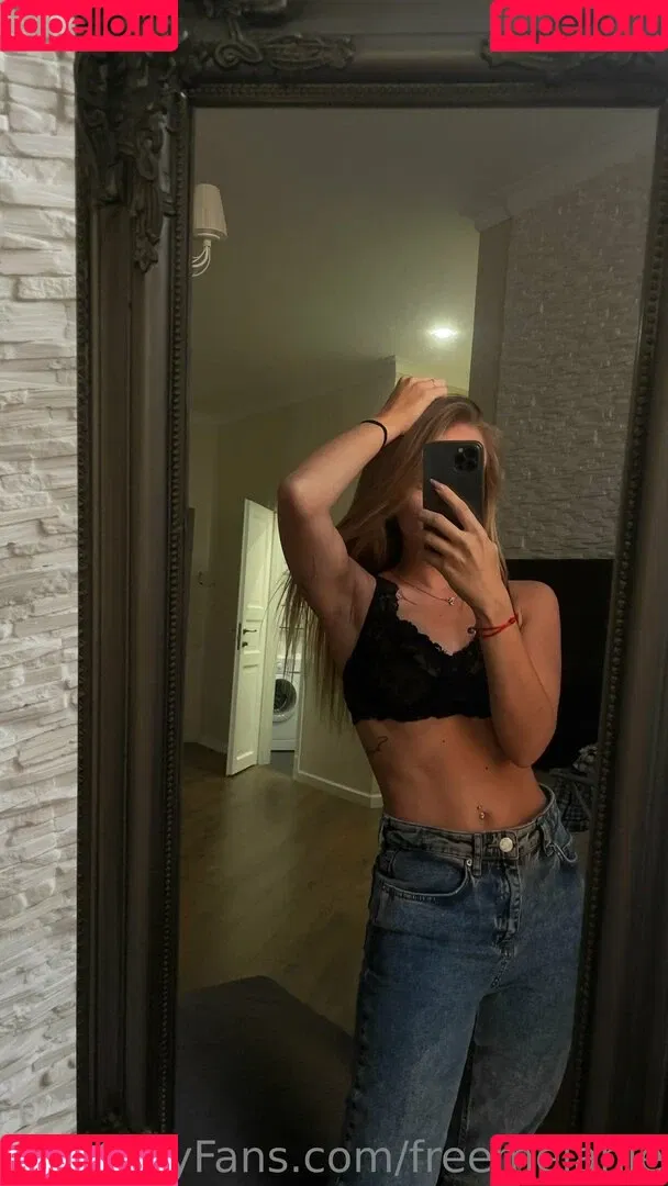 freemelanie Onlyfans Photo Gallery 