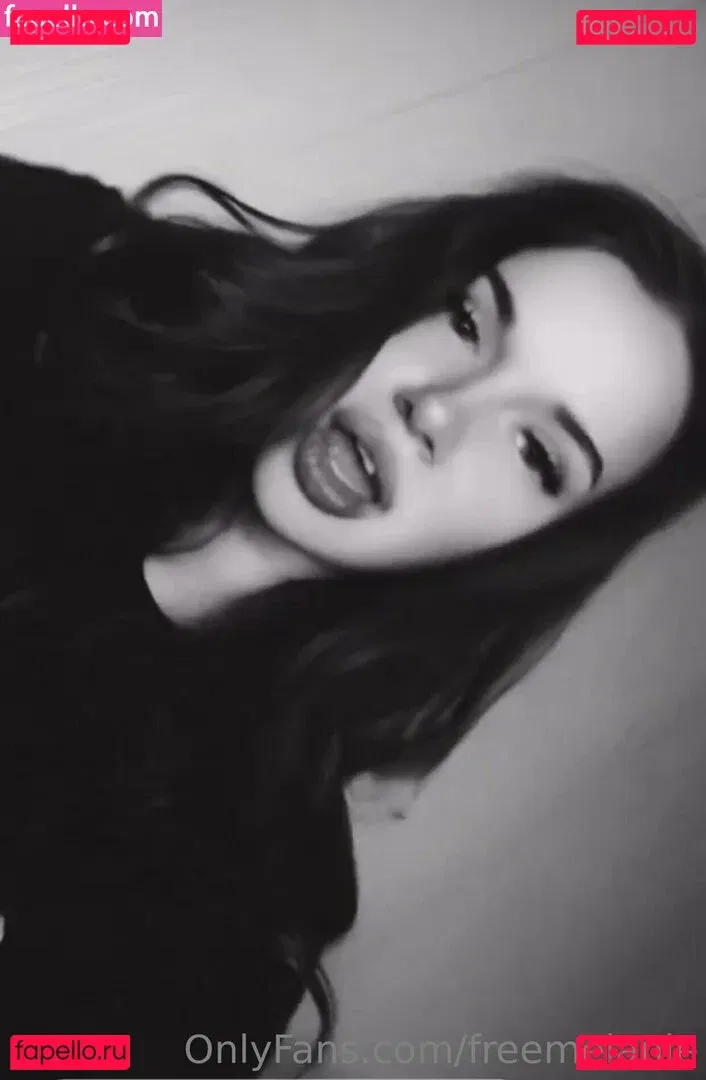 freemelanie Onlyfans Photo Gallery 