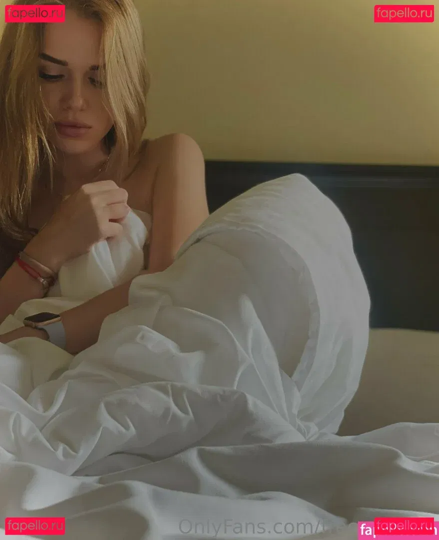 freemelanie Onlyfans Photo Gallery 