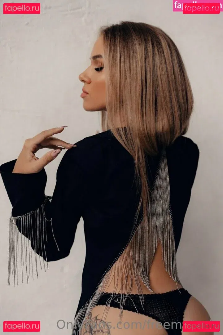 freemelanie Onlyfans Photo Gallery 