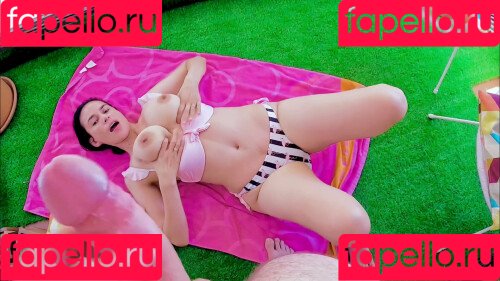 Nanda Reyes Onlyfans Photo Gallery 