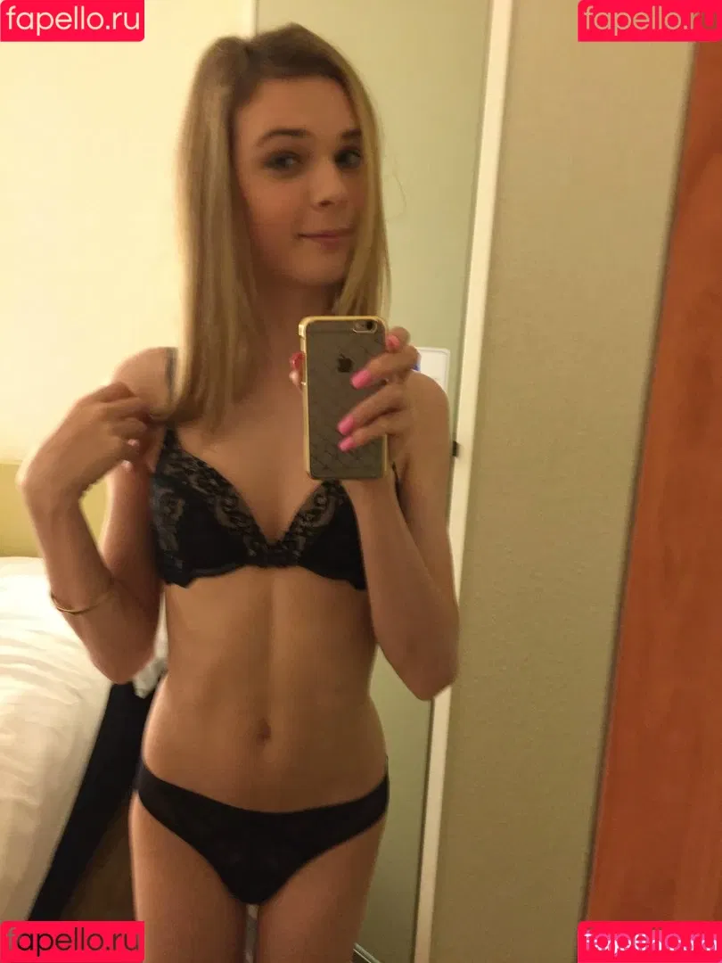 Julie Prim Onlyfans Photo Gallery 