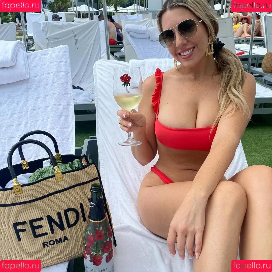 Queen Vikki Onlyfans Photo Gallery 