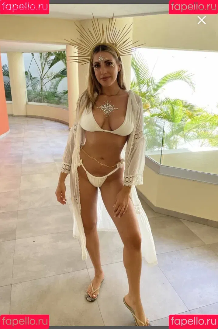 Queen Vikki Onlyfans Photo Gallery 