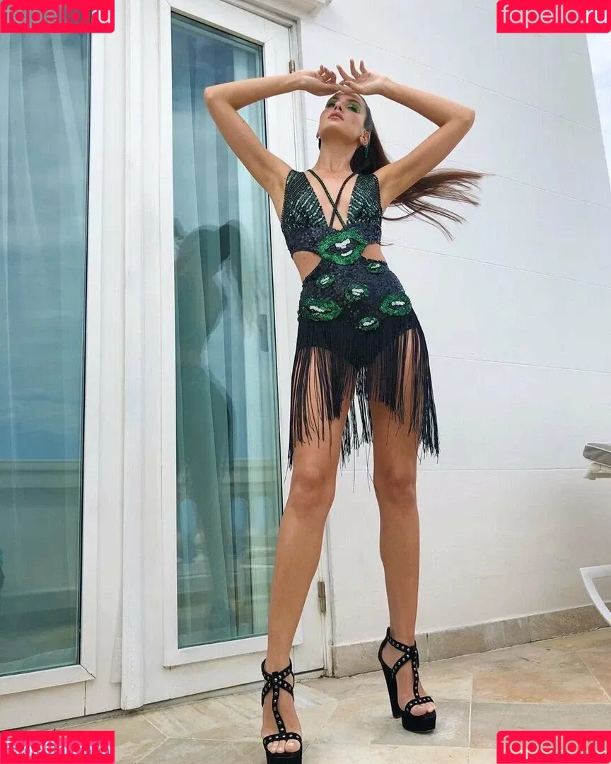 Camila Queiroz Onlyfans Photo Gallery 
