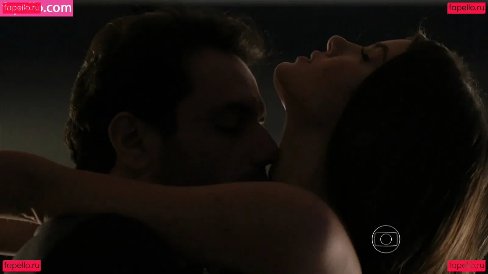 Camila Queiroz Onlyfans Photo Gallery 