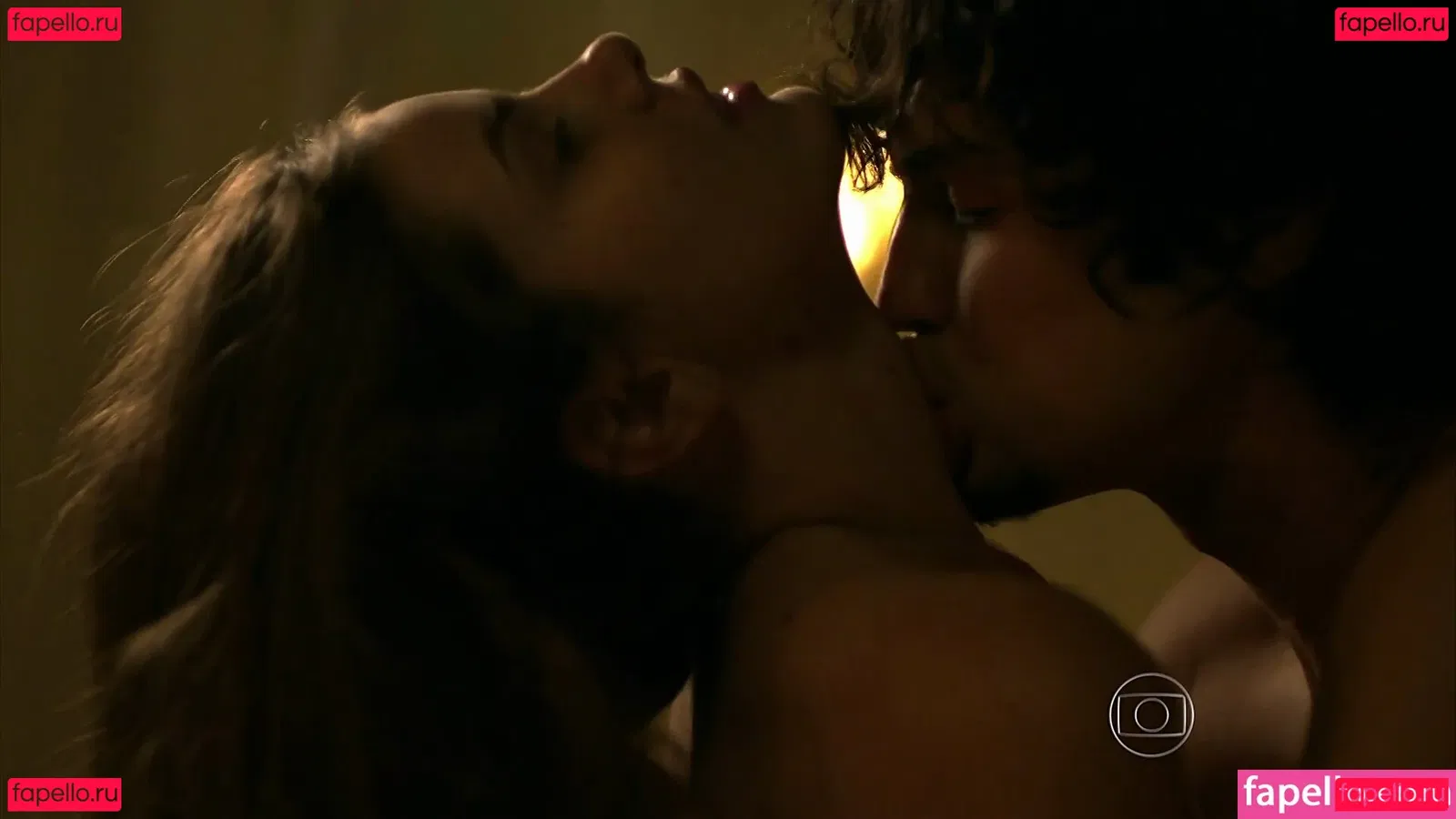 Camila Queiroz Onlyfans Photo Gallery 