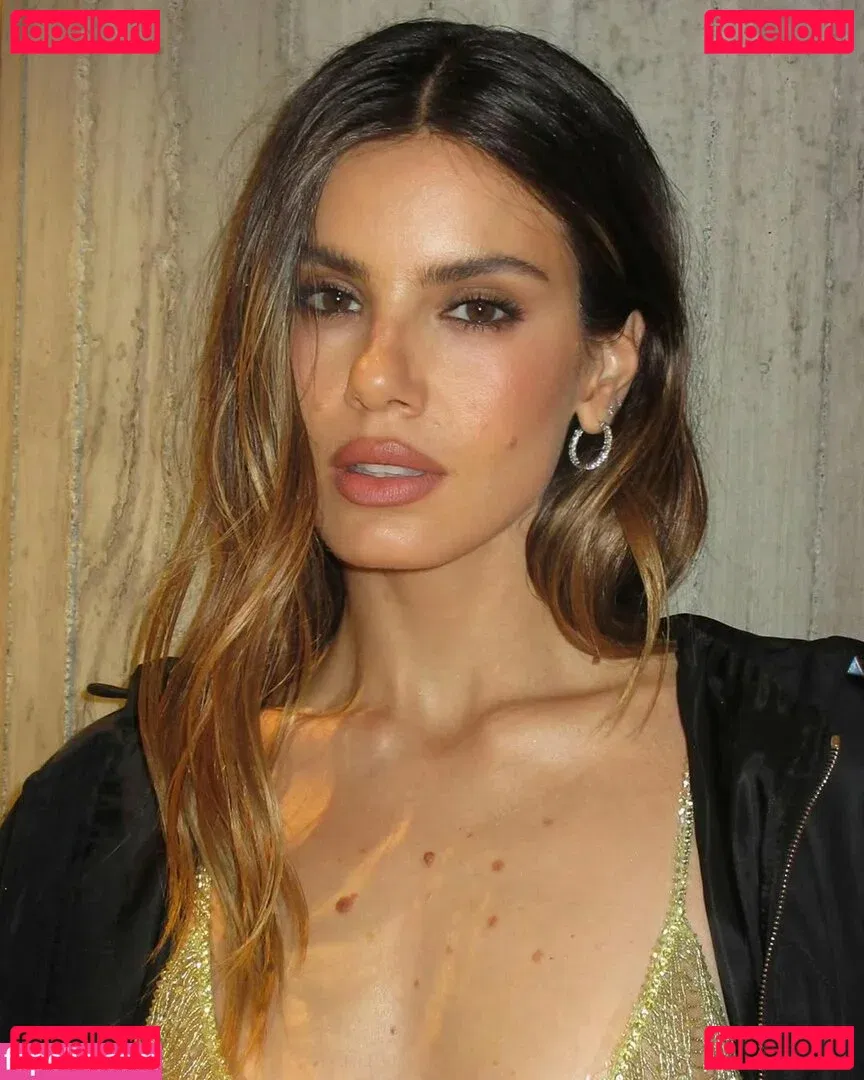 Camila Queiroz Onlyfans Photo Gallery 