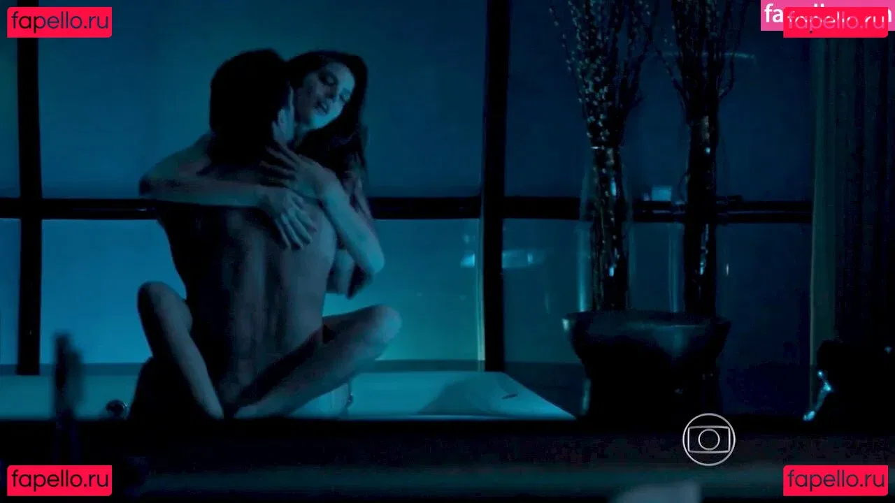 Camila Queiroz Onlyfans Photo Gallery 