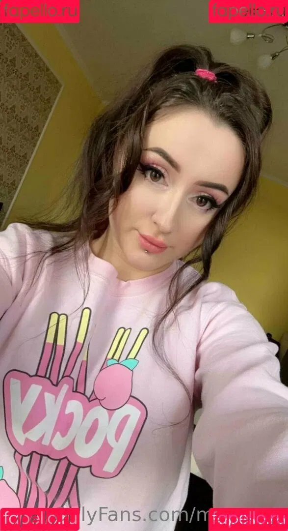 mi_ameli Onlyfans Photo Gallery 