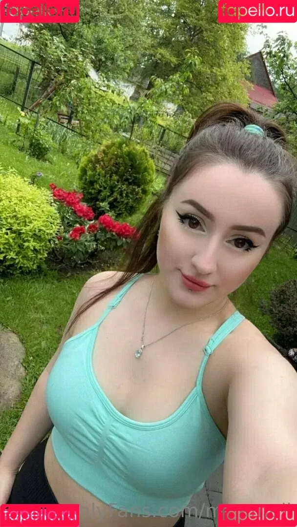 mi_ameli Onlyfans Photo Gallery 