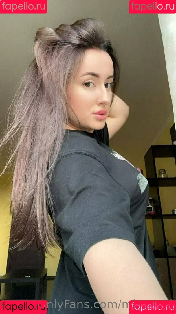 mi_ameli Onlyfans Photo Gallery 