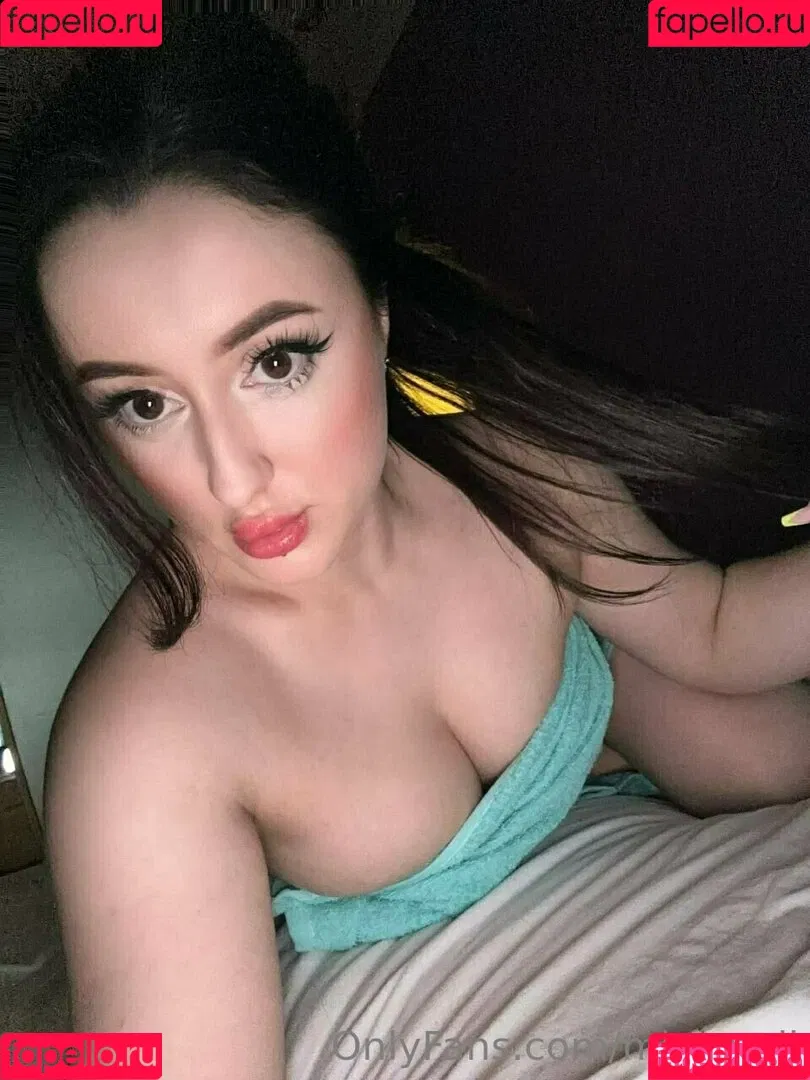 mi_ameli Onlyfans Photo Gallery 