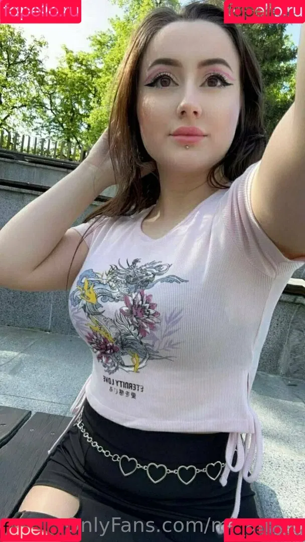 mi_ameli Onlyfans Photo Gallery 