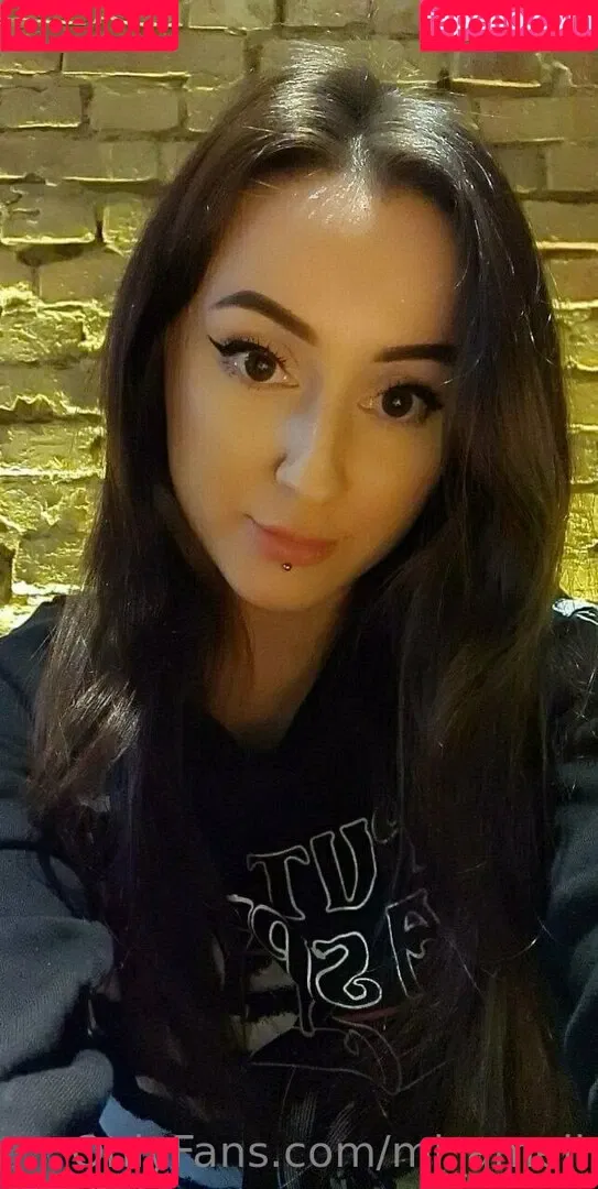 mi_ameli Onlyfans Photo Gallery 