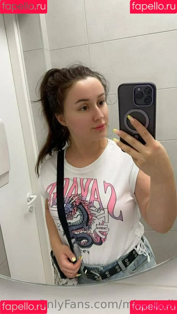 mi_ameli Onlyfans Photo Gallery 