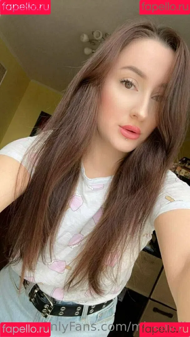 mi_ameli Onlyfans Photo Gallery 