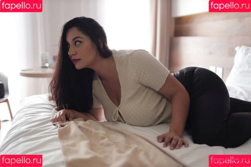 Isa Malone Onlyfans Photo Gallery 