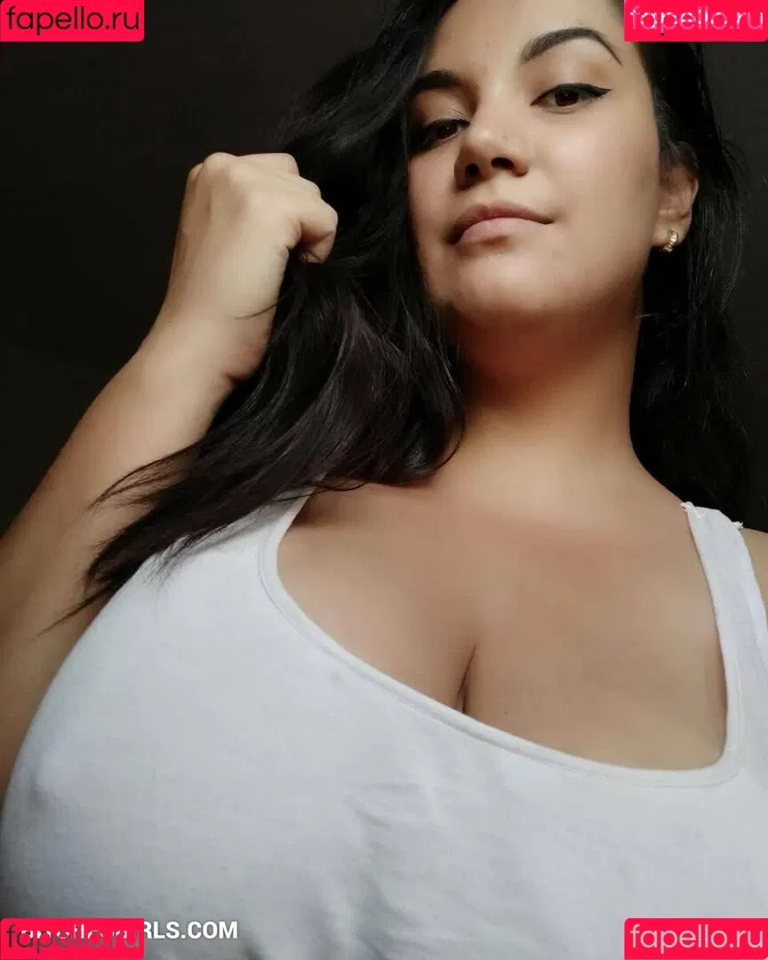 Isa Malone Onlyfans Photo Gallery 