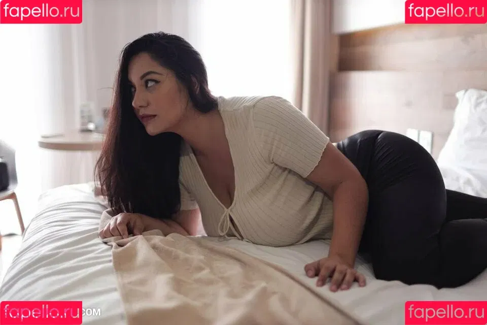 Isa Malone Onlyfans Photo Gallery 